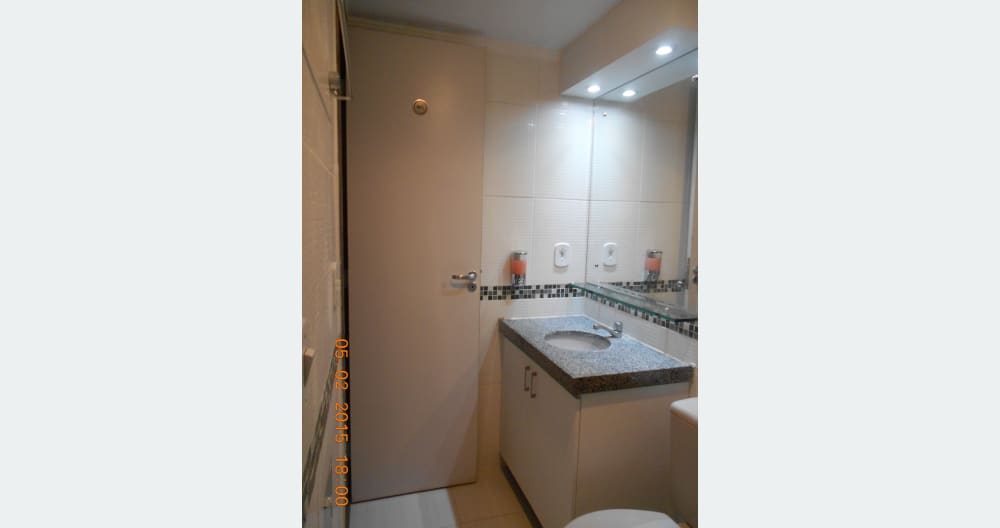 LUXUOSO QUARTO E SALA MOBILIADO/Luxury Flat in front of the Beach - Foto 14