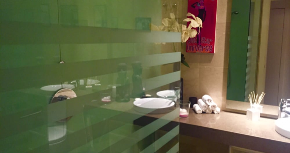 Das höchste Wohngebäude in Madrid. Zimmer mit eigenem Bad. - Foto 8