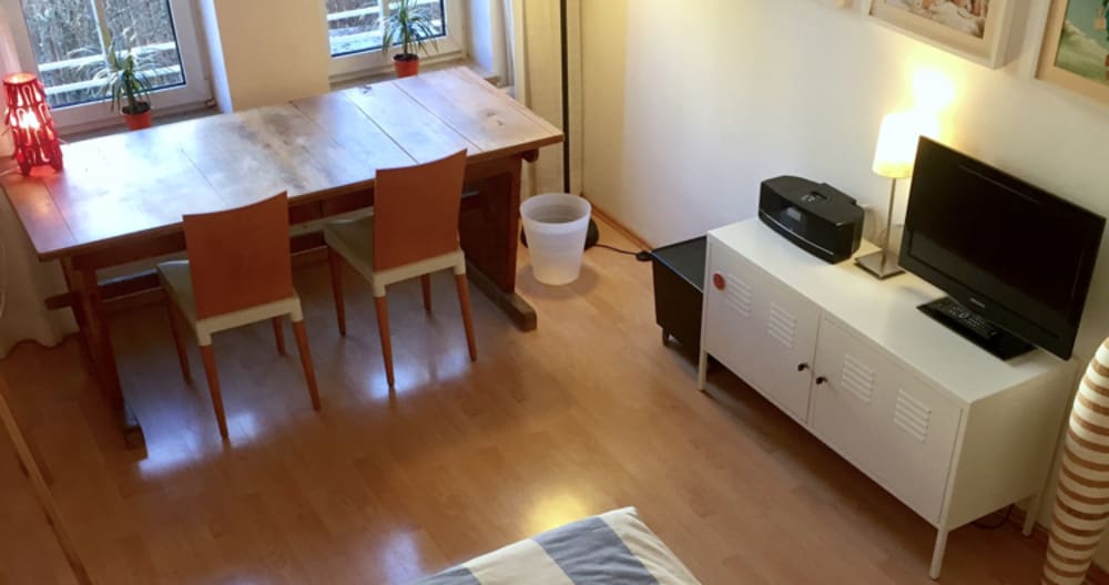 Nice room (in my private appartement) centrally located in the gay area - Picture 2