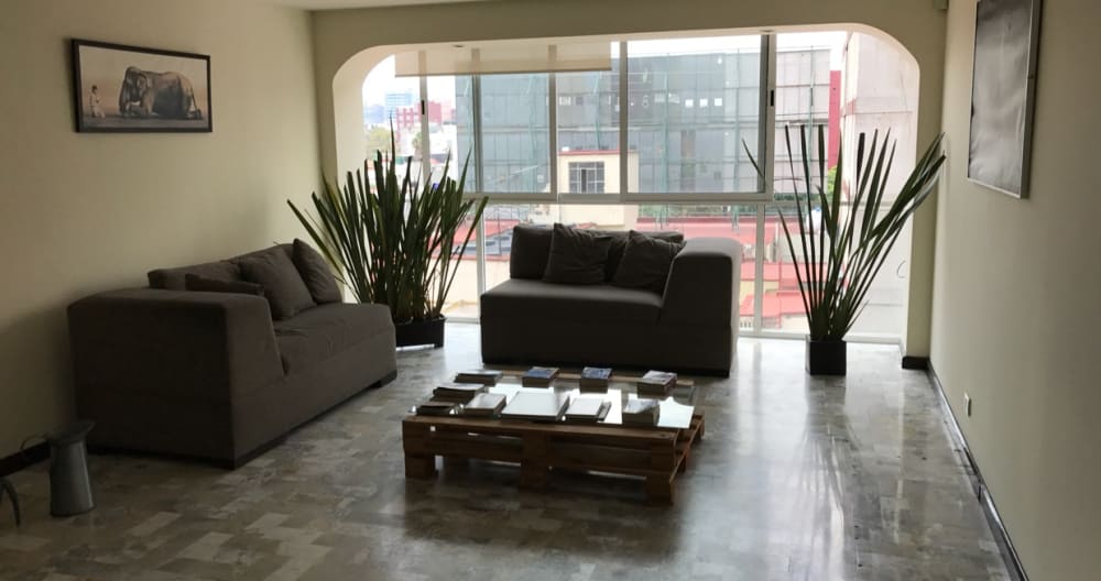 Condesa Cozzy Room For One with Prvate Bthroom - Picture 1