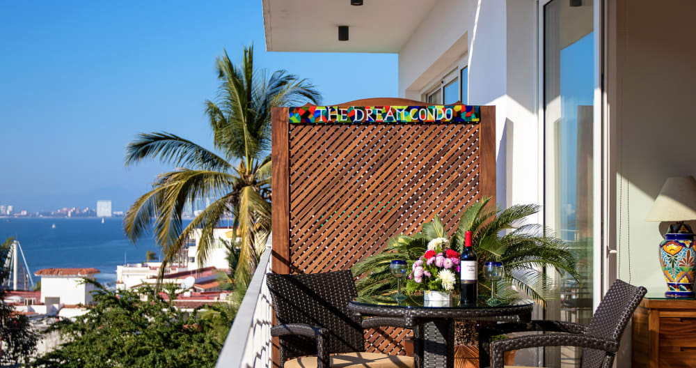 THE DREAM CONDO: OCEAN VIEWS & ONLY A STAIRWAY TO LOS MUERTOS BEACH - Foto 1