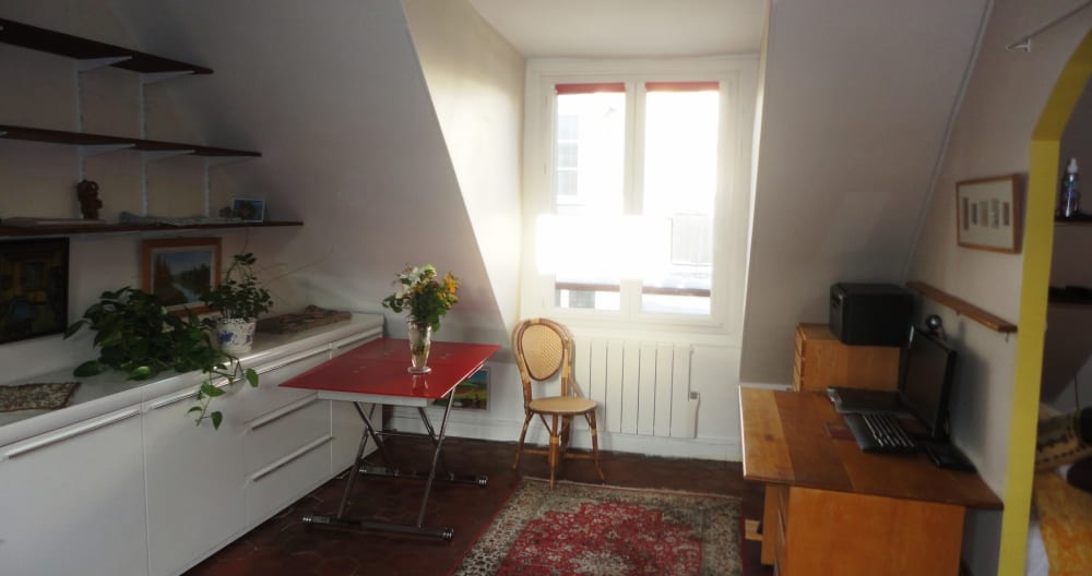 Marais quiet and sunny apartment - Picture 9