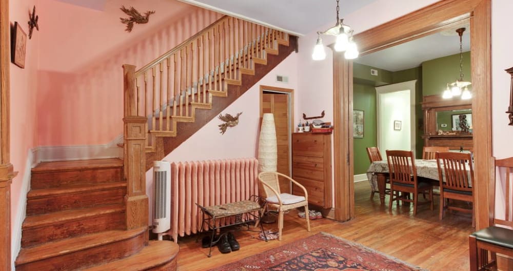 Grand Victorian in Columbia Heights - Picture 9