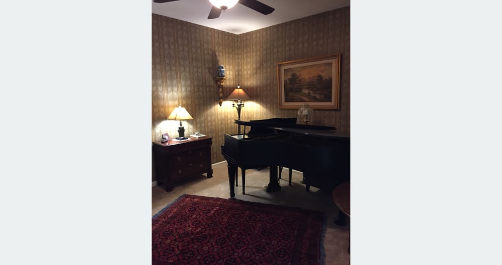 Lovely home, in private community, with community pool - Picture 7