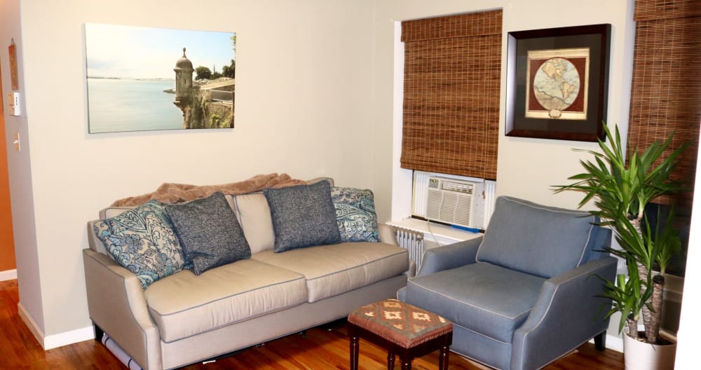 Cozy Apartment in Upper Manhattan (Private Room). - Picture 1