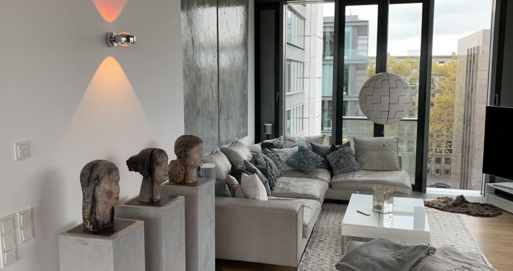 Zimmer in Penthouse mit eigenem Duschbad in zentraler Lage - Foto 1