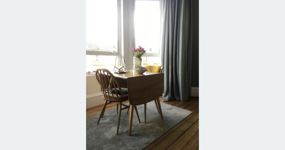 Quarto confortável, no elegante e tradicional bairro de Glasgow - Foto 1