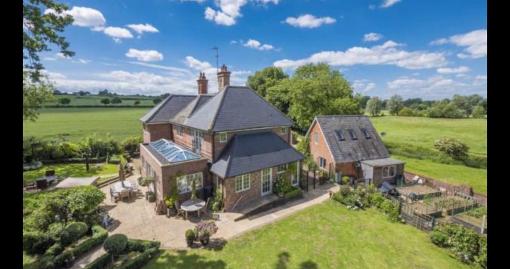 Annexe in beautiful Suffolk countryside Gay to rent in Ipswich