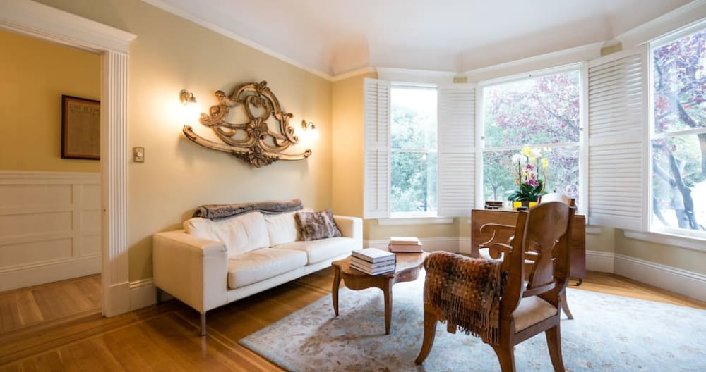 Elegant Ashbury Heights Flat - Picture 7