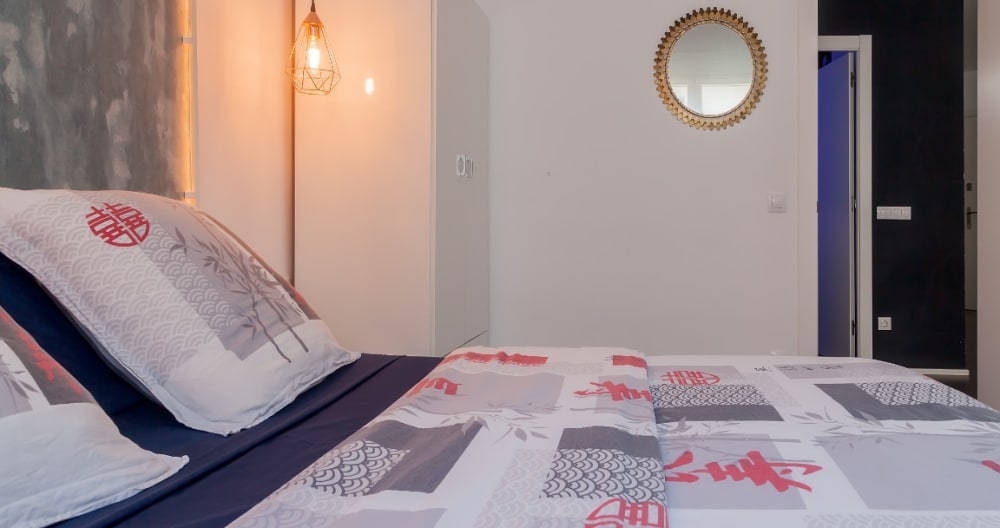 =: Chambre double dans un appartement moderne, rénové et central - Photo 3