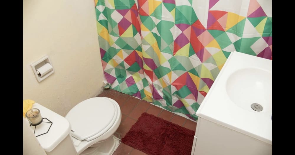 Schönes Zimmer in moderner Altstadtwohnung in Guadalajara - Foto 7