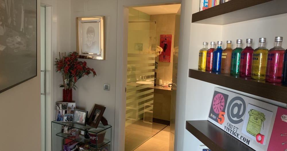 Das höchste Wohngebäude in Madrid. Zimmer mit eigenem Bad. - Foto 13
