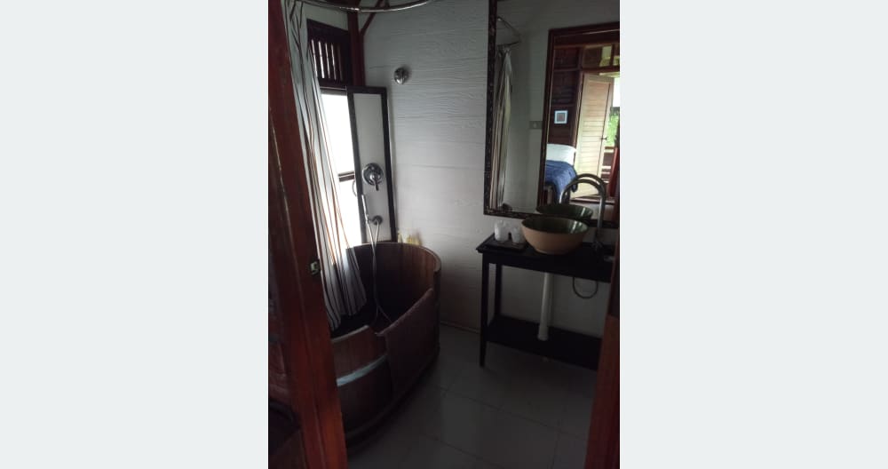 Bungalow simple vue piscine en bord de mer - Photo 2