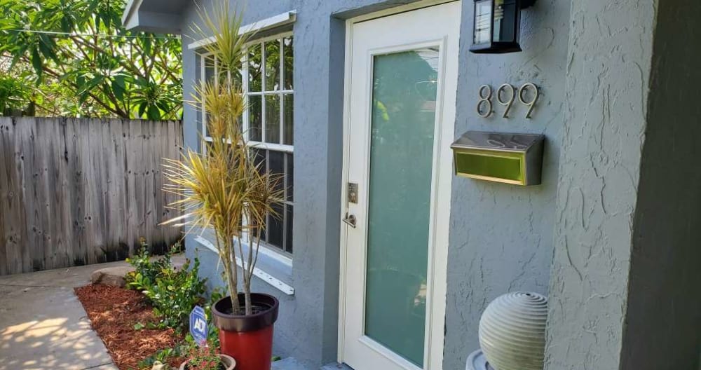 Great location near Gay Wilton Manors with pool! Nudist friendly - Picture 5