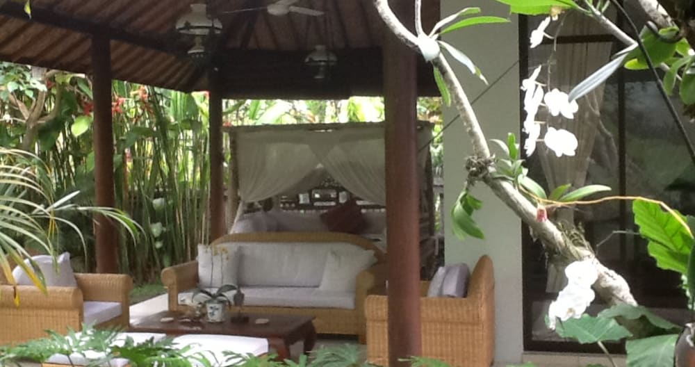 Paradise: Garden House in lush tropical walled garden with pool. - Foto 9