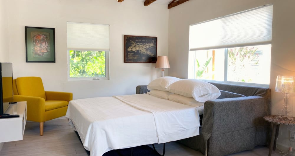 Casa Citron 2 (Bedroom & Living) - Picture 3