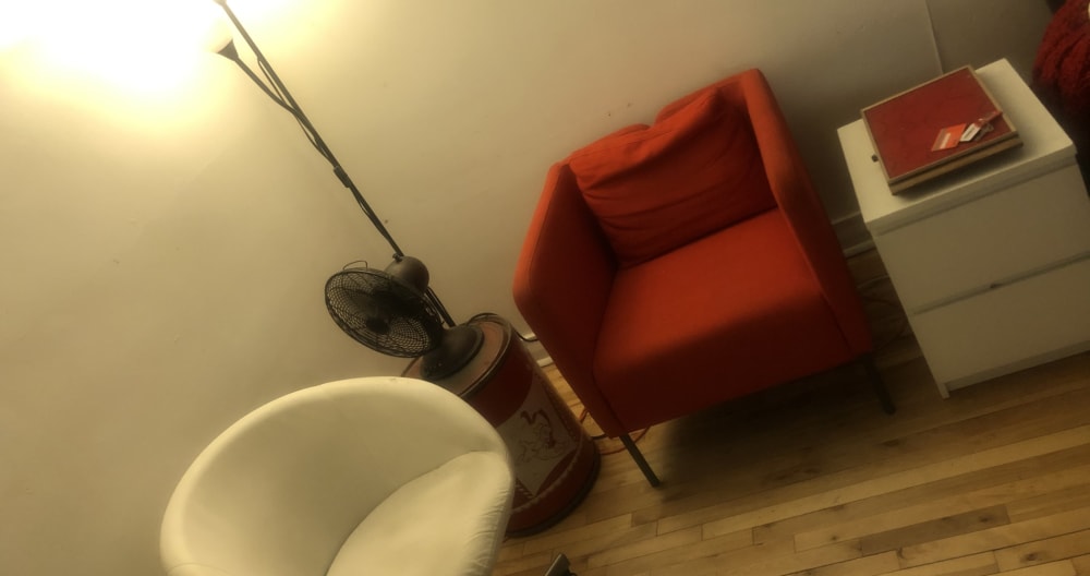 Excelente localização - quarto bonito e aconchegante - Foto 8