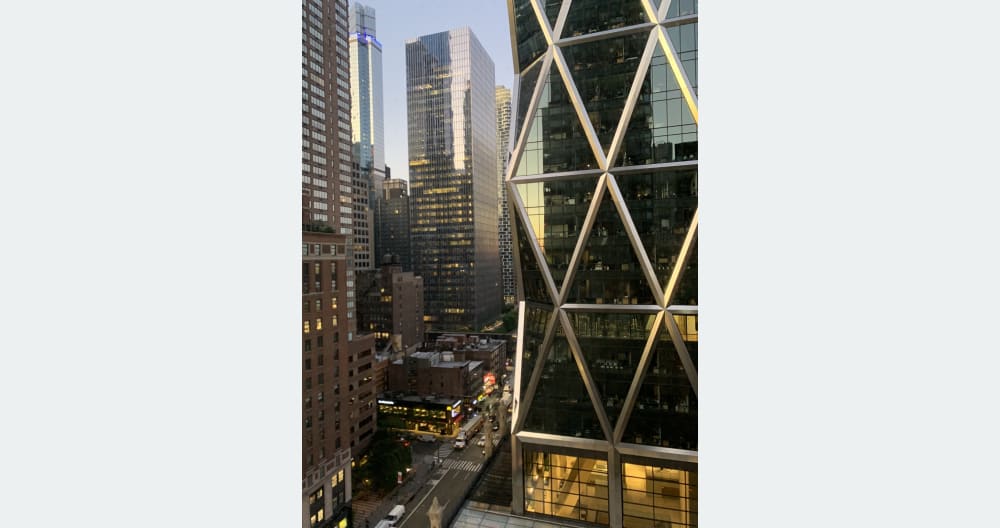 Midtown Manhattan at it’s best! - Picture 8