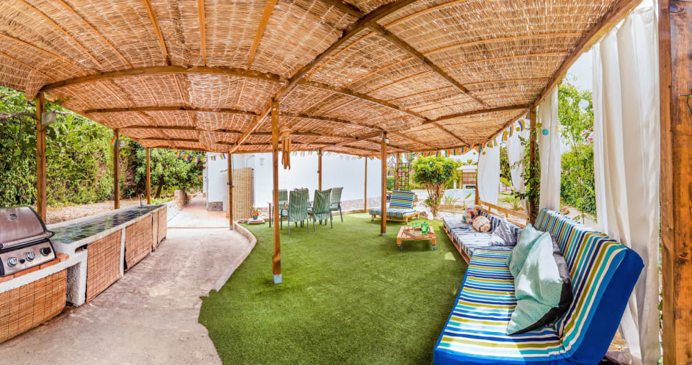 Dormitorio en villa con piscina, sauna, gran jacuzzi y chimenea. - Foto 6