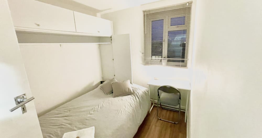 Room with a view in SW2 - Picture 11