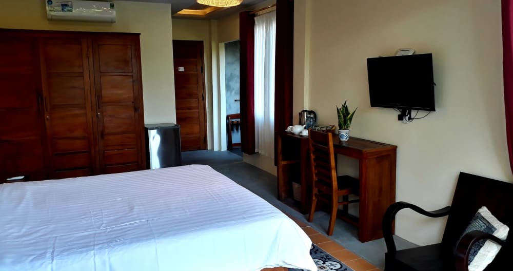 LGBTQI+ friendly boutique hotel just outside the city, Gay owned. - Picture 4