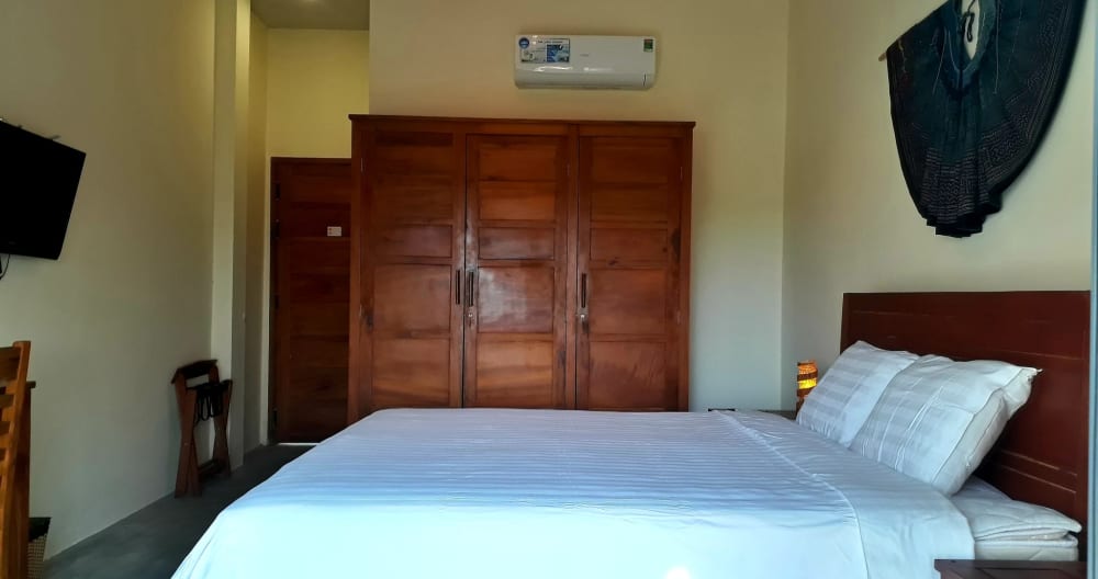 LGBTQI+ friendly boutique hotel just outside the city, Gay owned. - Picture 3