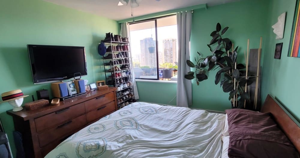 Main BR in a 2-BR apt. in high-rise in the heart of the Gay Village - Picture 2