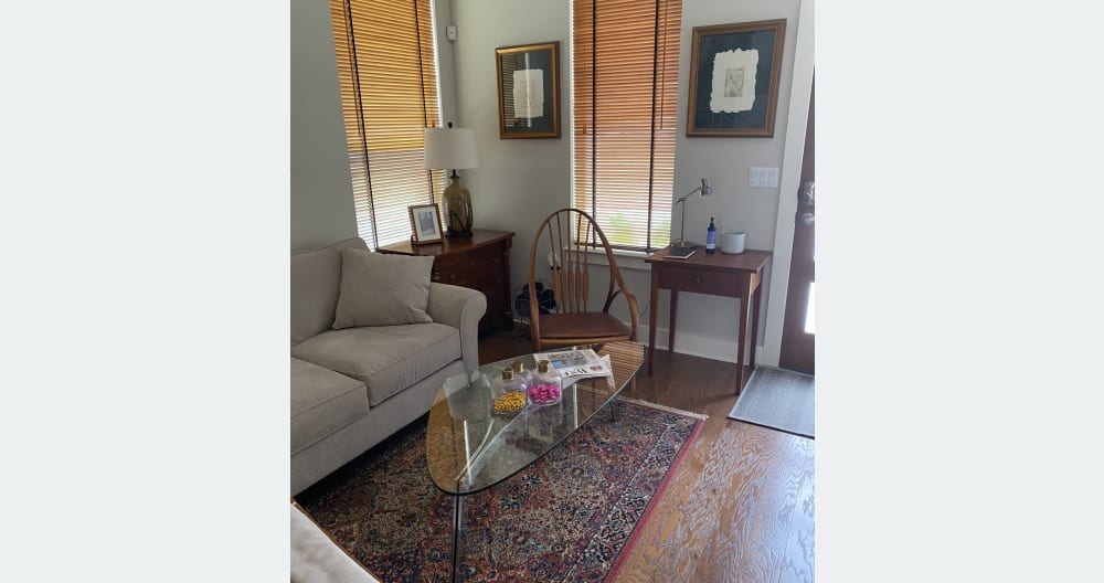 ¡Habitación hermosa, cómoda y conveniente en casa adosada disponible! - Foto 6