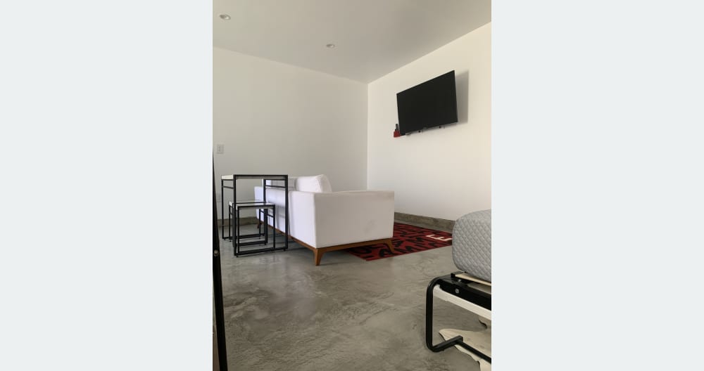 Modern Chic Apt. Mins. from LAX, Sofi Stadium, Forum - Picture 6