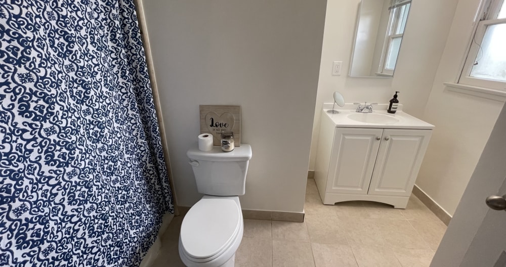 Quarto privativo perfeito com cama queen-size para a melhor experiência Weho / LA - Foto 9