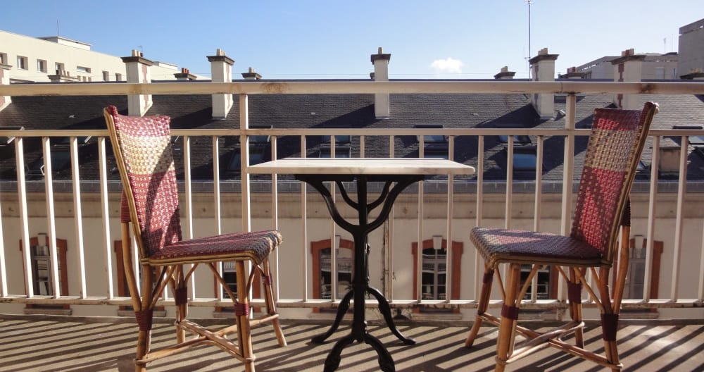 Grand studio avec balcon/Large bright balcony studio - Picture 10