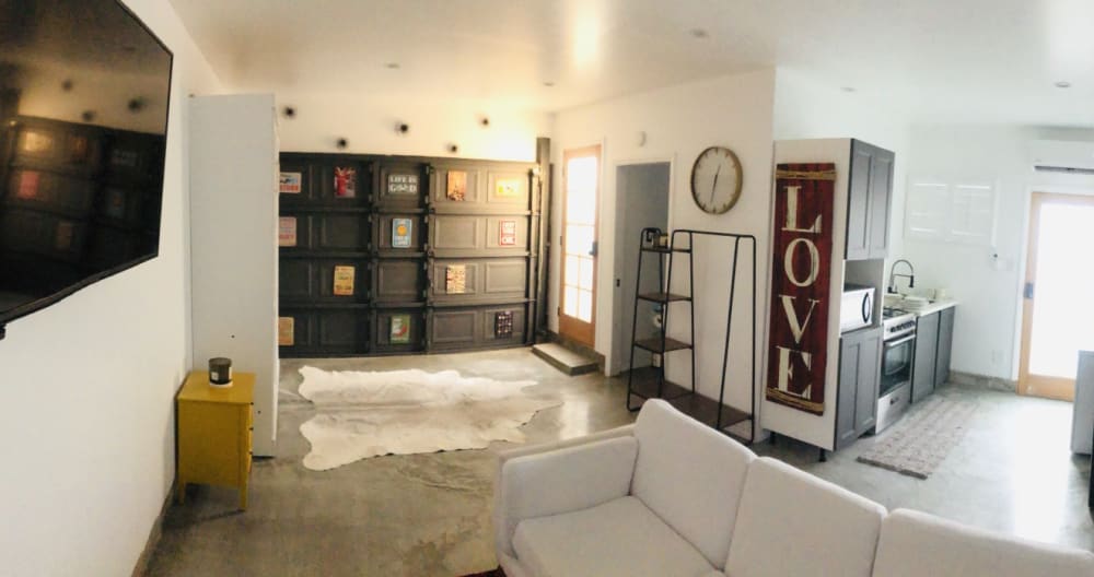 Modern Chic Apt. Mins. from LAX, Sofi Stad., Forum - Picture 1