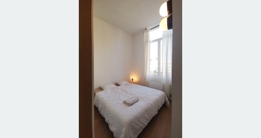 Chambre avec salle de bain privée - Photo 11