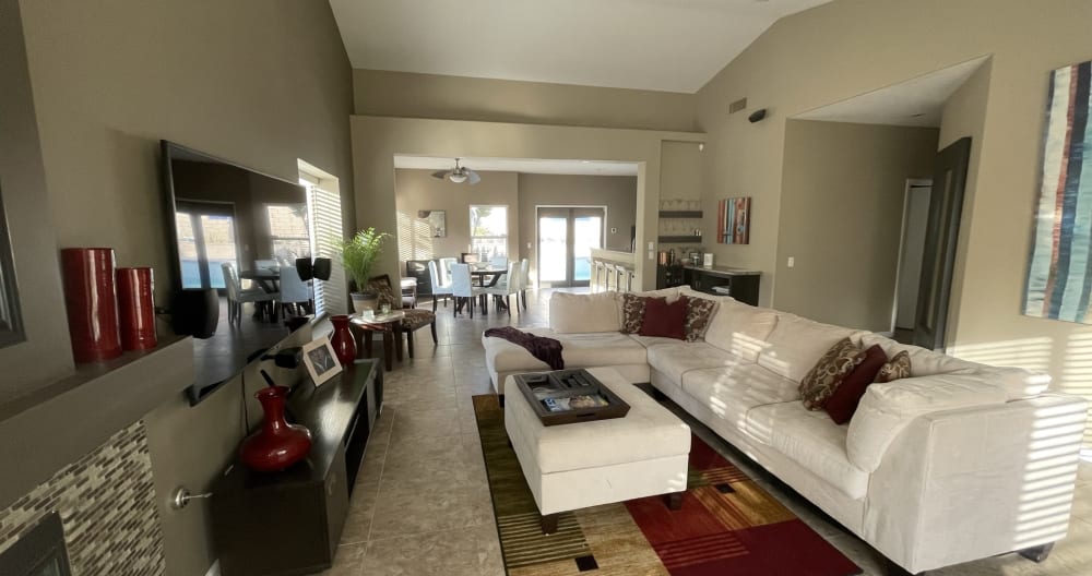 Desert Oasis Living - Room 1 - Picture 6