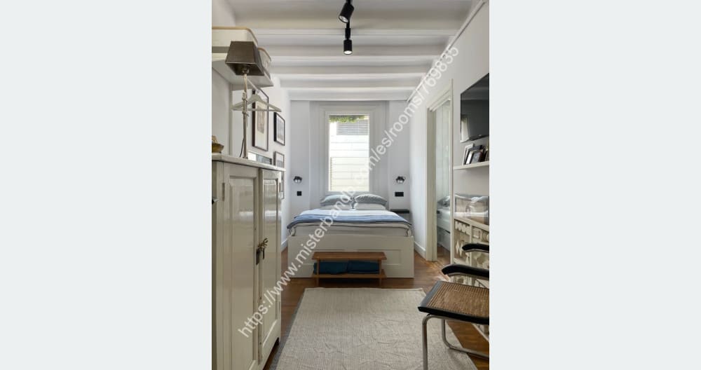 Quarto duplo com banheiro privativo completo no centro - Foto 1