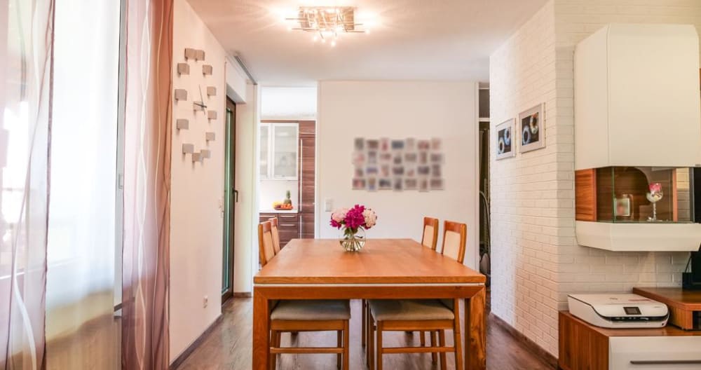 Una habitación grande en un apartamento privado privado moderno y limpio. - Foto 3