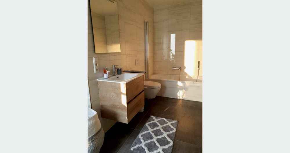 Luxury 2bd and 3 bathrooms with underground parking - Foto 17