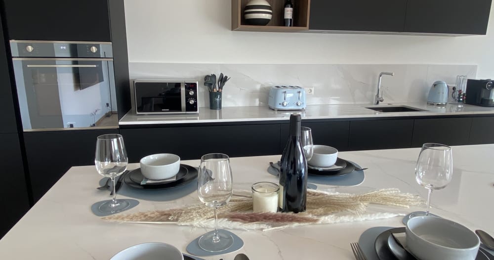 Luxury 2bd and 3 bathrooms with underground parking - Foto 19