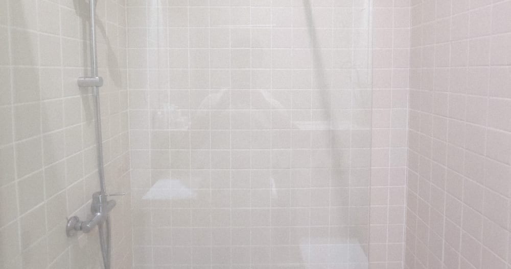 Amazing room with private bathroom in Lisbon city center. - Picture 7