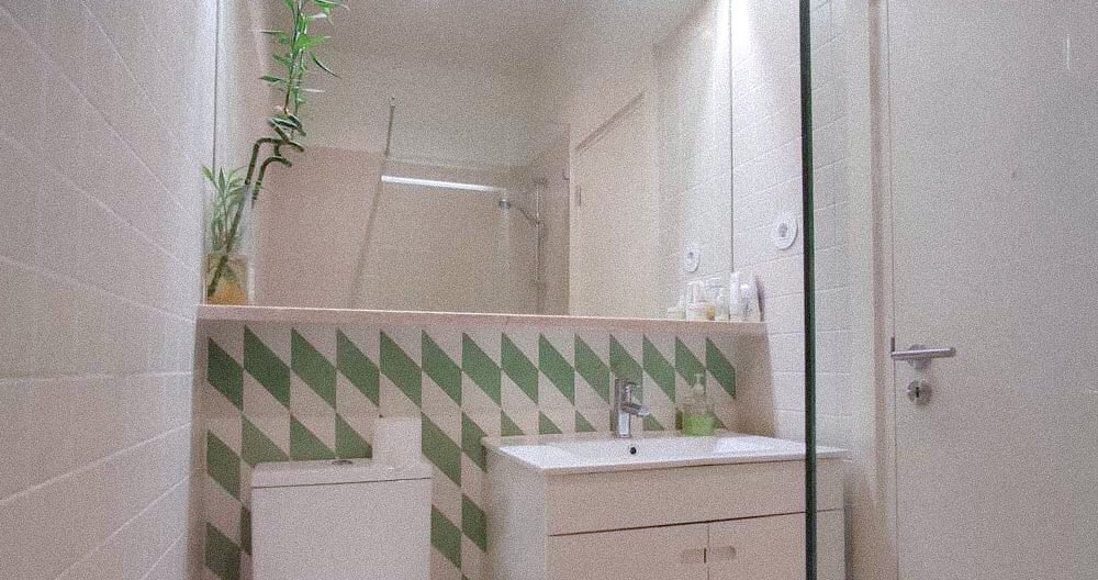 Amazing room with private bathroom in Lisbon city center. - Picture 9