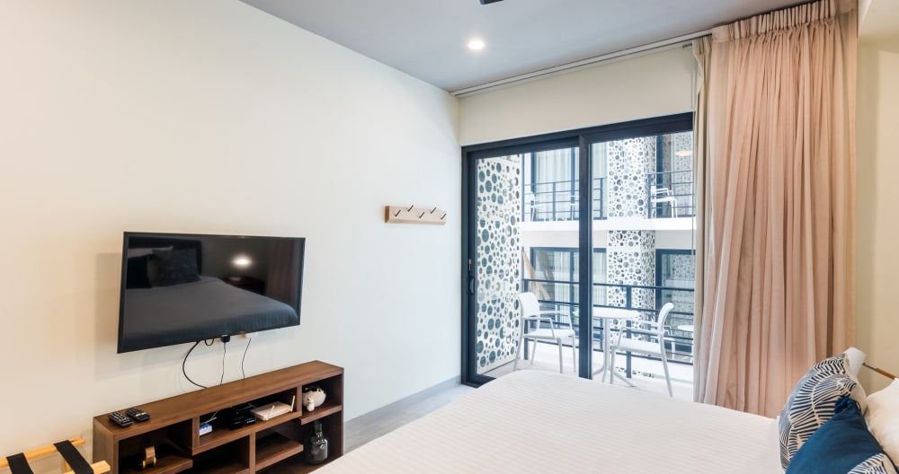 Beautiful Studio with kitchen AC Gym Pool Ocean View from the rooftop - Picture 12