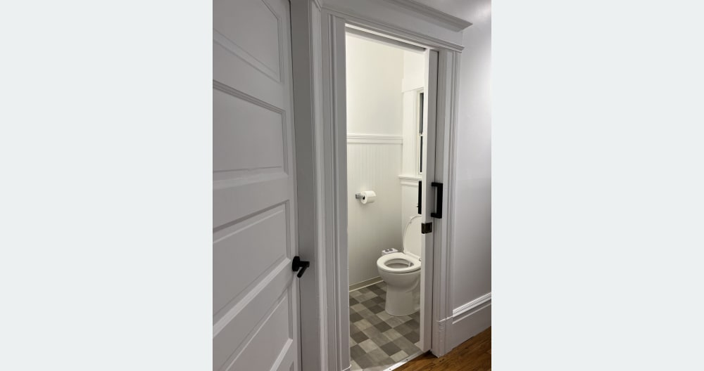 Beautiful, warm 2 bd, 1.5 ba in the heart of SF: Walk to everything - Picture 11