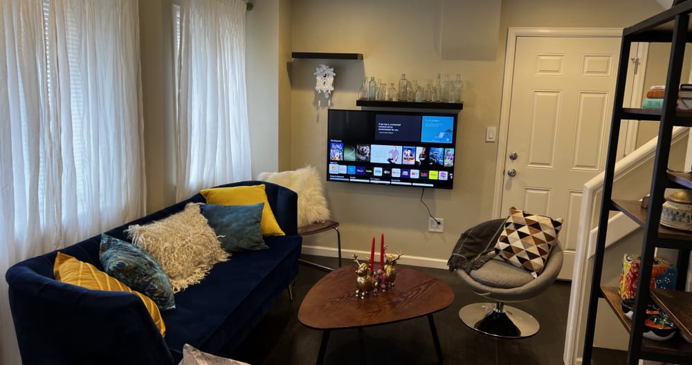 NEW Historic Carriage House in the heart of Denver! - Picture 5