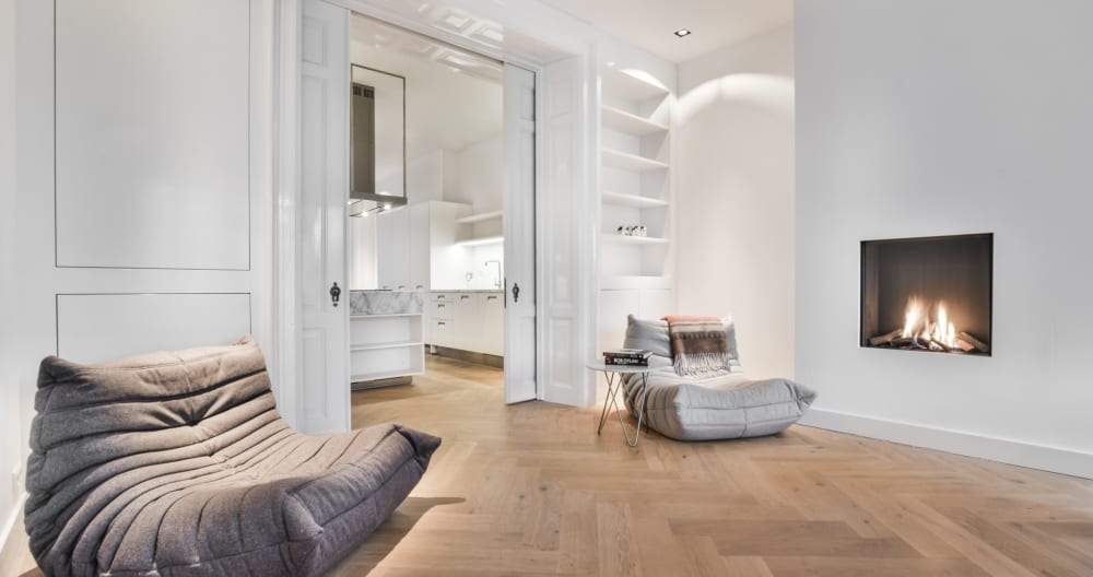 Uniquely located, high-end 2-bedroom apartment - Picture 4