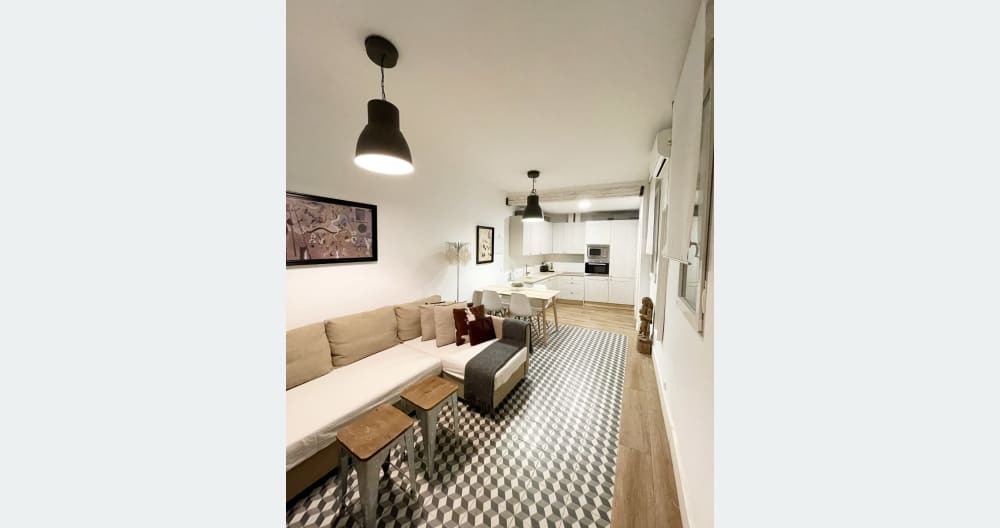 New stylish apartment in LGBTQIA2 neighbourhood in Madrid Chueca - Photo 1