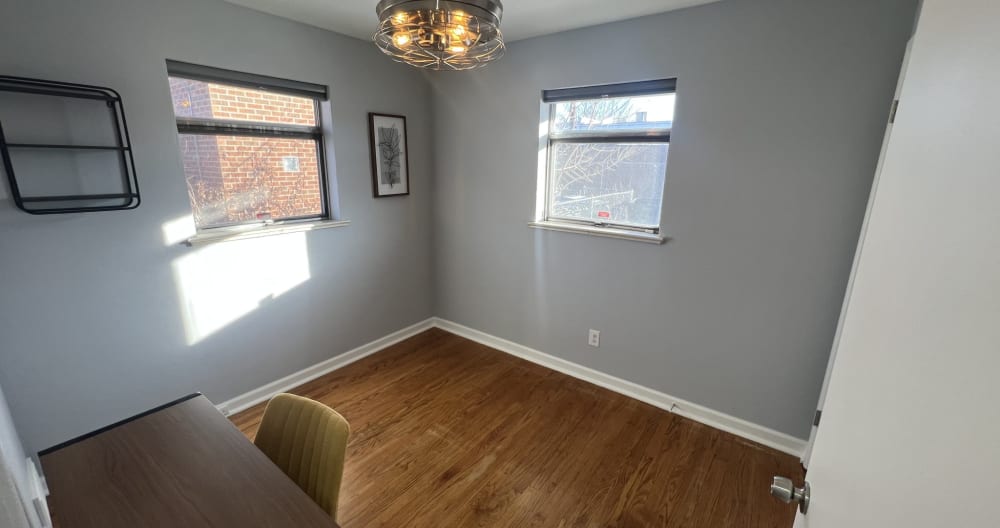 Charming Condo/Flat in Englewood - Photo 8