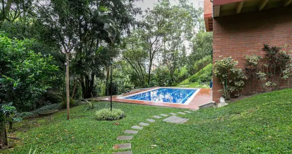 Spacious Luxe Apartment in Exclusive Provenza - El Poblado District - Picture 17