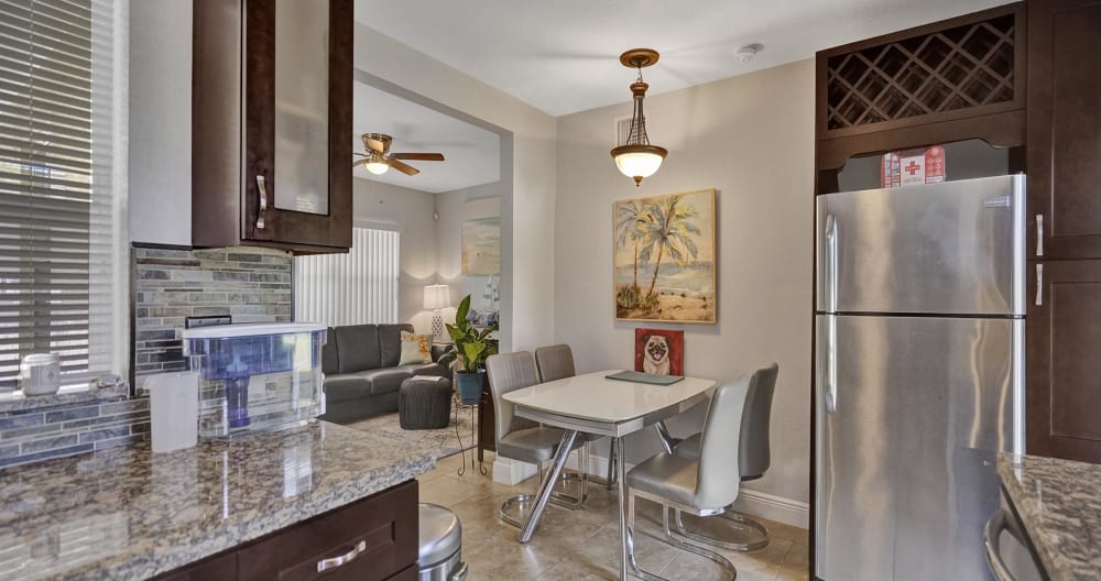 Love All, Host All, Home. Free parking-pet friendly - Picture 11
