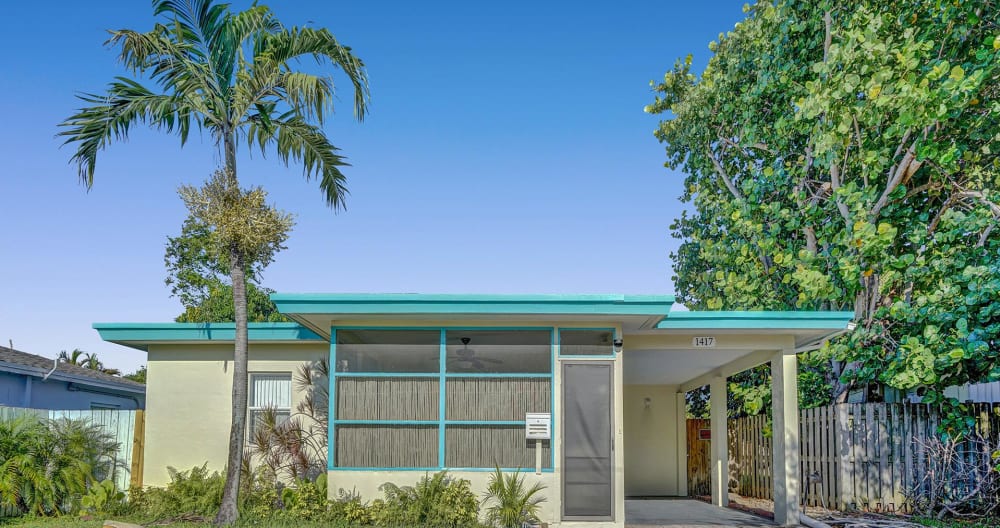 Love All, Host All, Home. Free parking-pet friendly - Picture 1