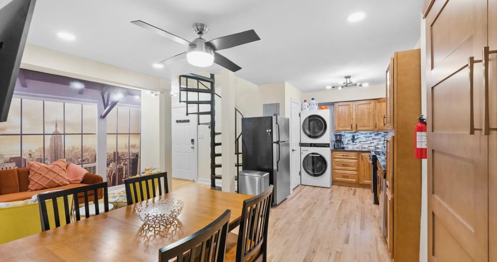 NEW-Free Prkg-2BR-2.5 Bath Duplex - Picture 6